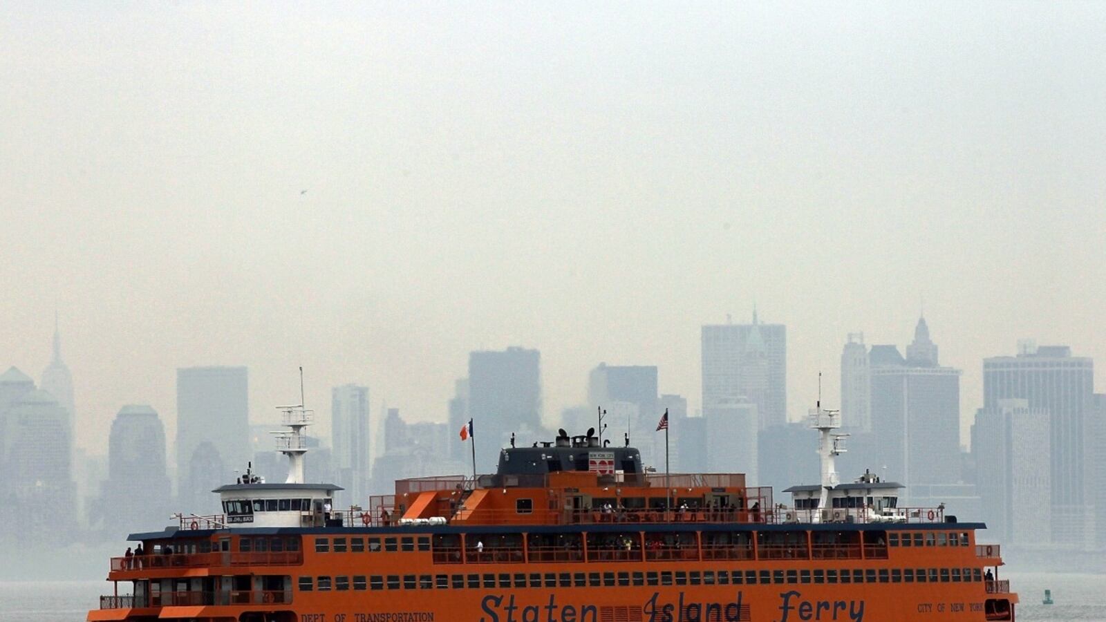 cheats/2012/11/02/staten-island-ferry-resumes-service/staten-island-ferry-cs_h3d0lh