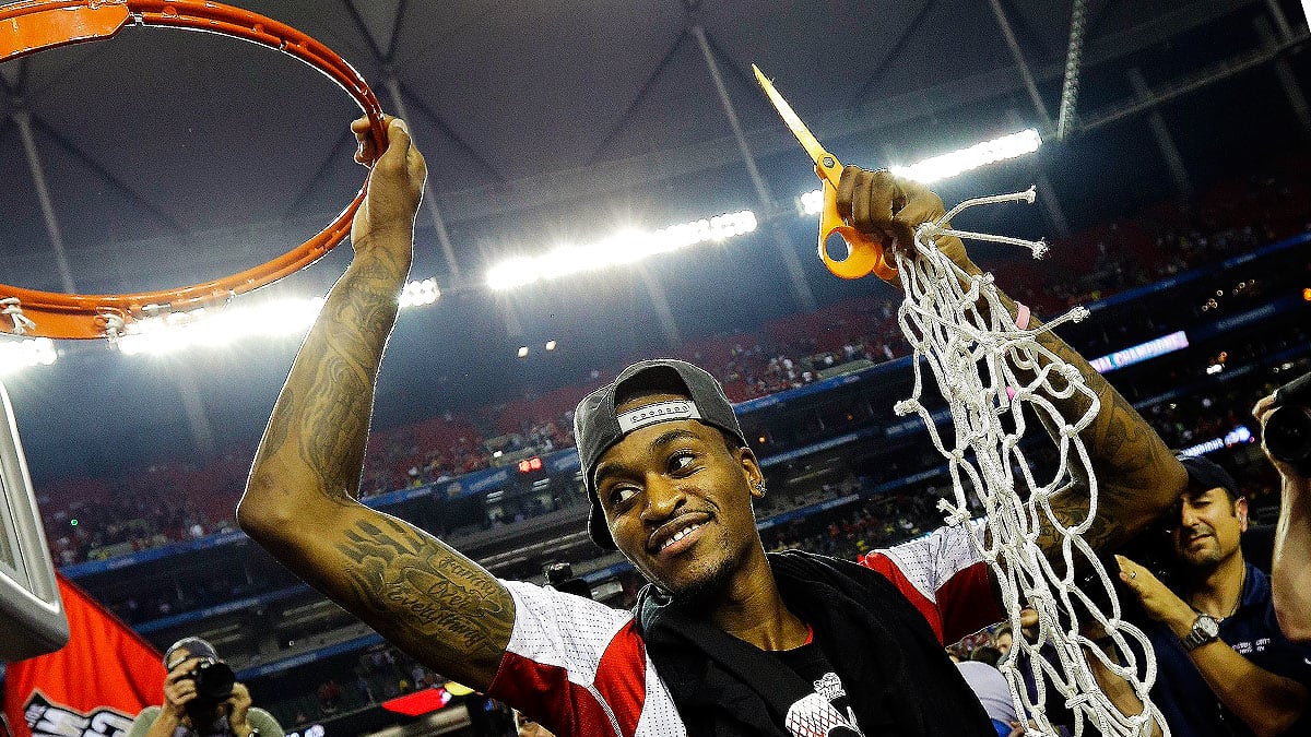 cheats/2013/04/09/louisville-wins-ncaa-championship/louisville-basketball-ncaa-ware-net-cheat_uepcl6