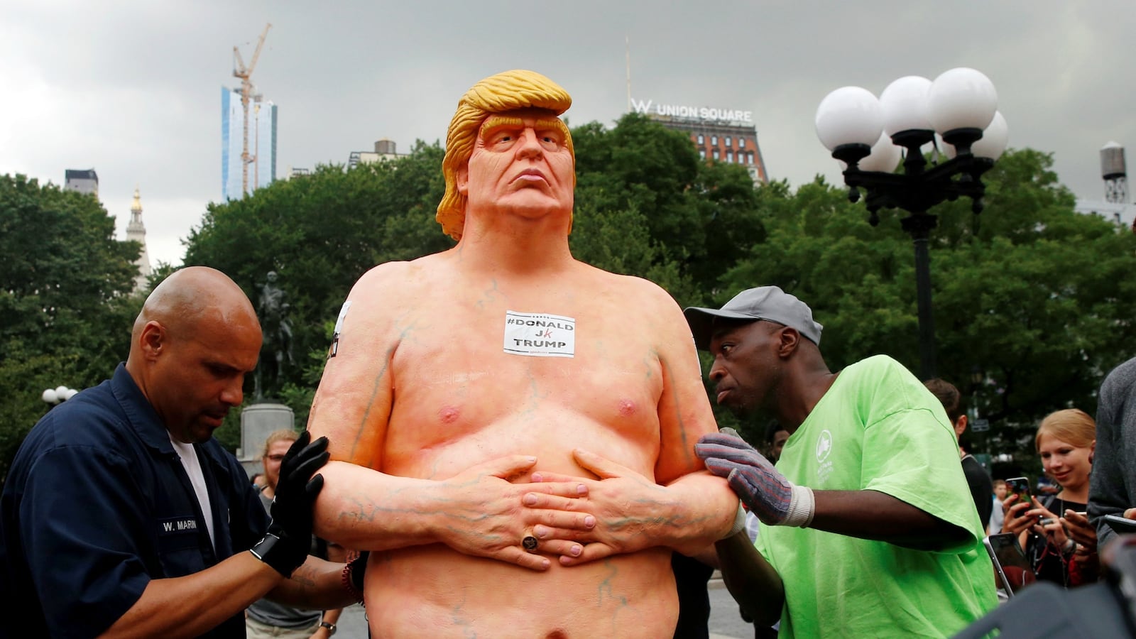 cheats/2016/09/24/florida-man-charged-for-stealing-naked-trump-statue/160924-trump-statue-theft-cheat_vxyzhx