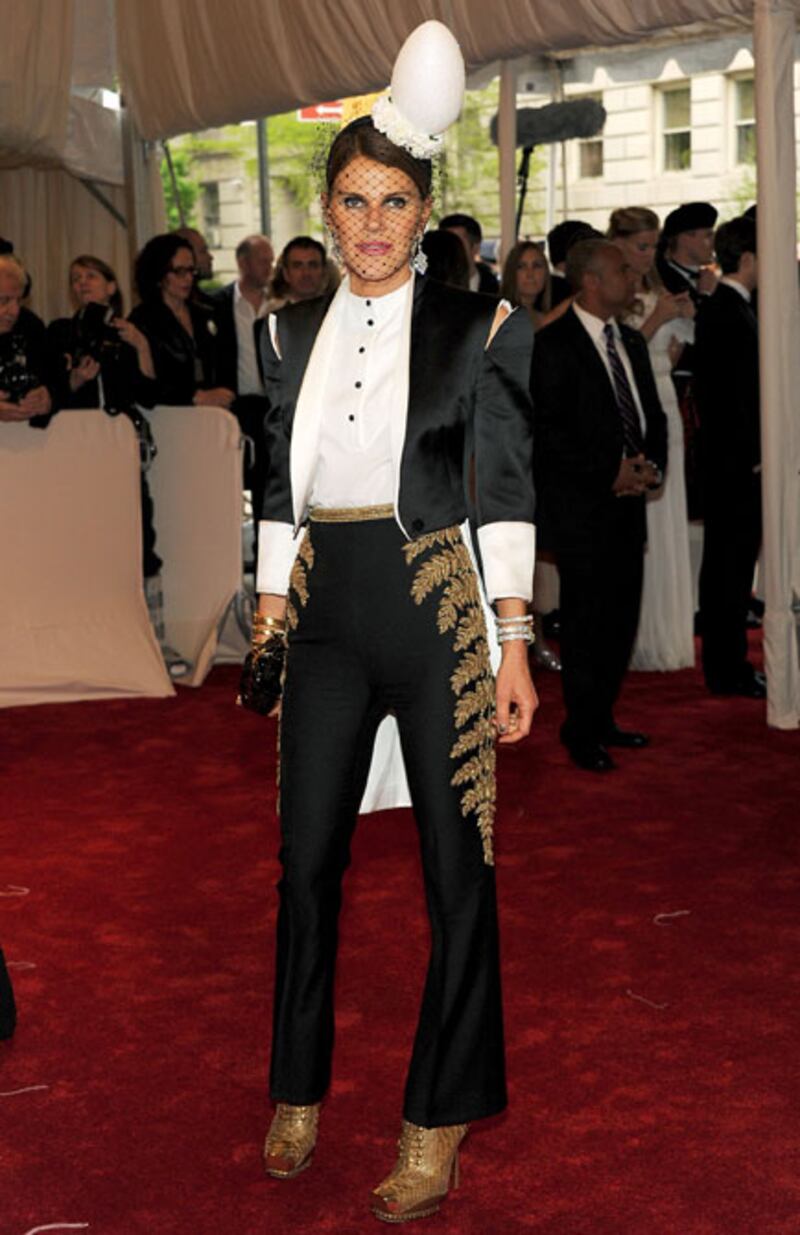 galleries/2011/05/02/met-costume-gala/met-costume-gala---russo_bijed8