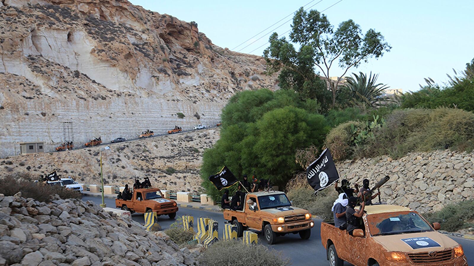 articles/2015/06/10/meet-the-islamic-fanatic-who-wants-to-kill-isis/150610-dettmer-libya-tease_cfcn0i