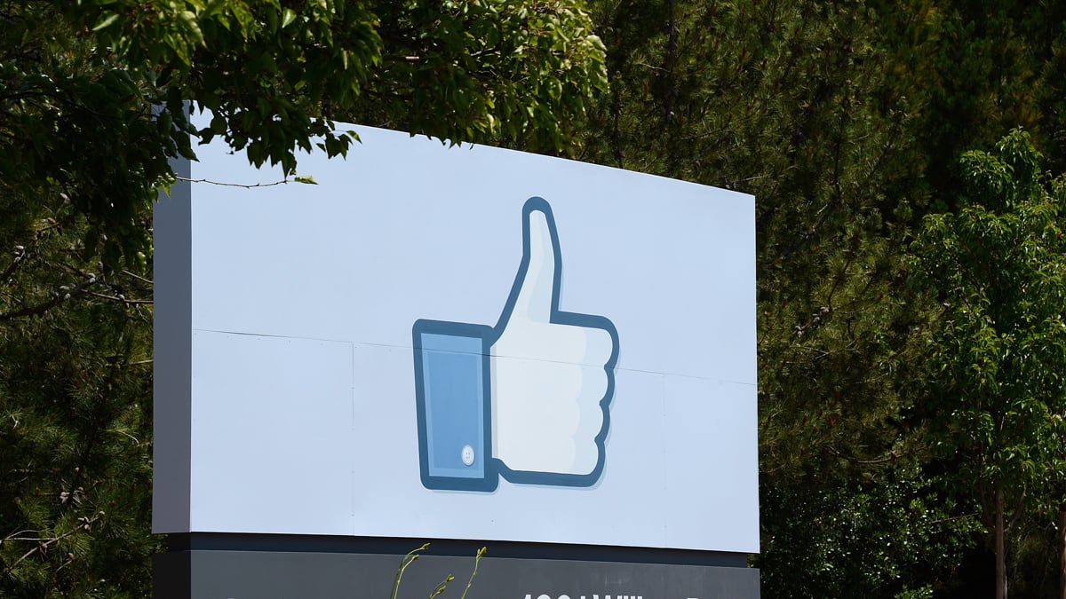 articles/2012/05/17/facebook-s-ipo-testifies-to-silicon-valley-s-power-but-does-little-for-other-californians/facebook-ipo-ca_hqgu4p