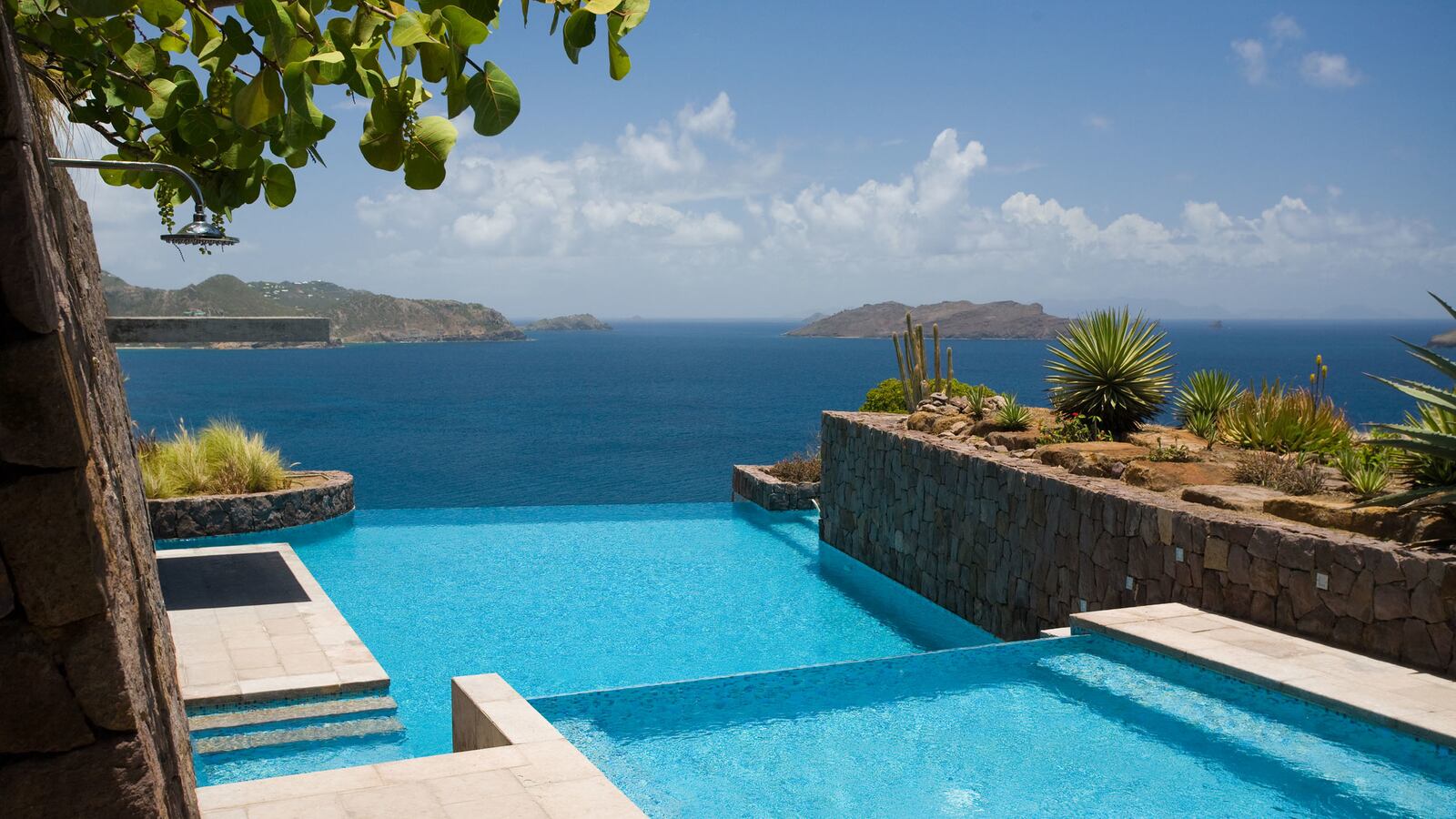 galleries/2014/08/23/omg-i-want-this-house-st-barts-photos/omg-i-want-this-house-st-barts-photos-image_tnv0js