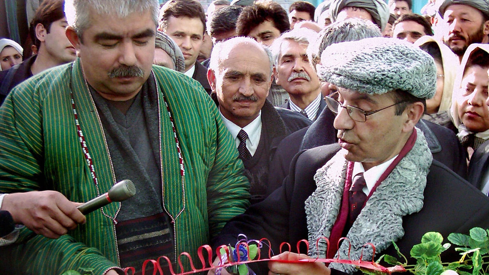 articles/2013/09/08/afghanistan-s-million-dollar-minister/130907-afghanistan-minister-corruption-tease_aatein