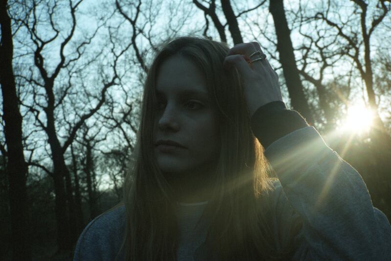 galleries/2013/10/17/remembering-corinne-day/corinne-day-picture-8_szwkvc