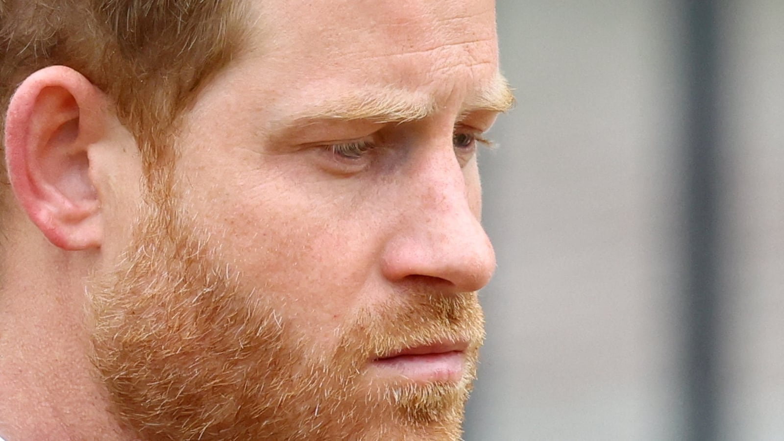 2023-04-12T142421Z_1099108147_RC2AKW9ZS2VG_RTRMADP_3_BRITAIN-ROYALS-CORONATION-HARRY_oxan1a