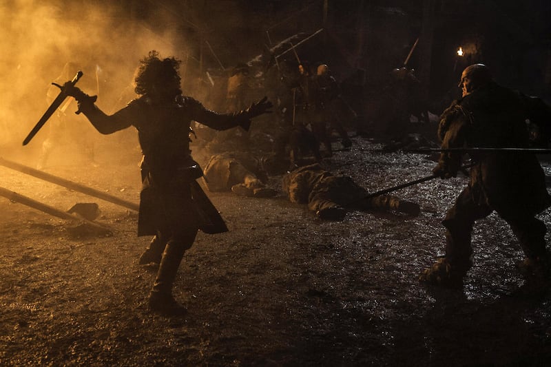 articles/2014/06/09/game-of-thrones-the-watchers-on-the-wall-the-battle-of-castle-black-is-one-for-the-ages/140608-got-battle-tease_j7qoly