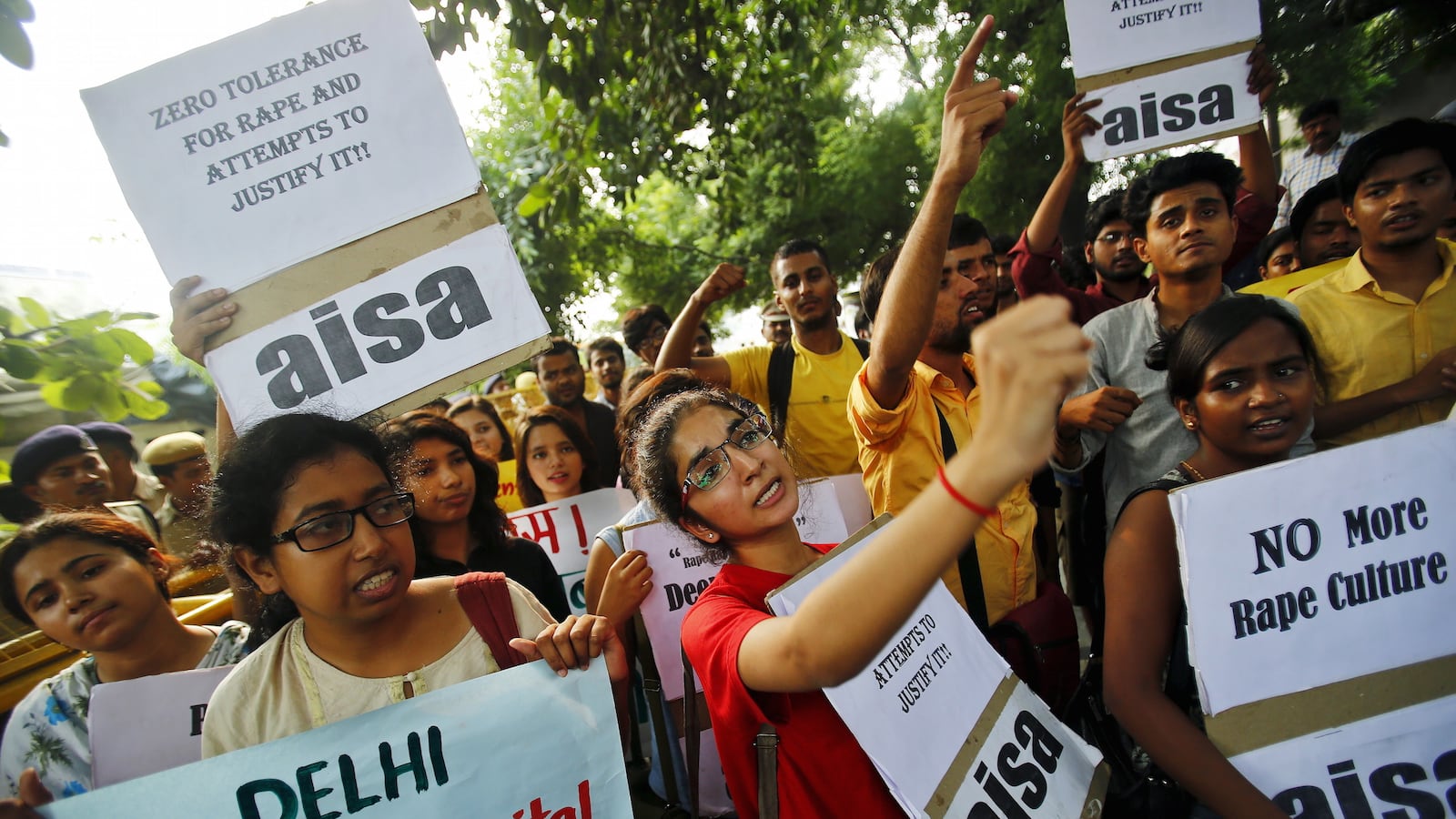 cheats/2016/01/10/indian-teen-gang-raped-left-in-well/160110-indiarape-cheat_rxtkun