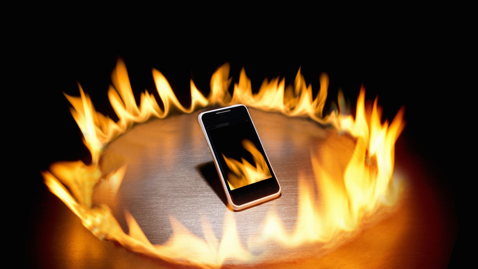 articles/2013/10/31/the-15-hottest-new-apps-at-dublin-s-web-summit/131031-hot-apps-dublin-summit-sykes-tease_ynx18g