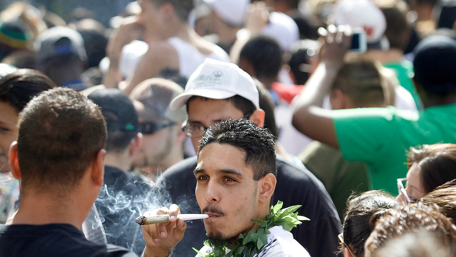 cheats/2013/04/20/denver-steps-up-4-20-security/130420-420-denver-security-cheat_uydcan