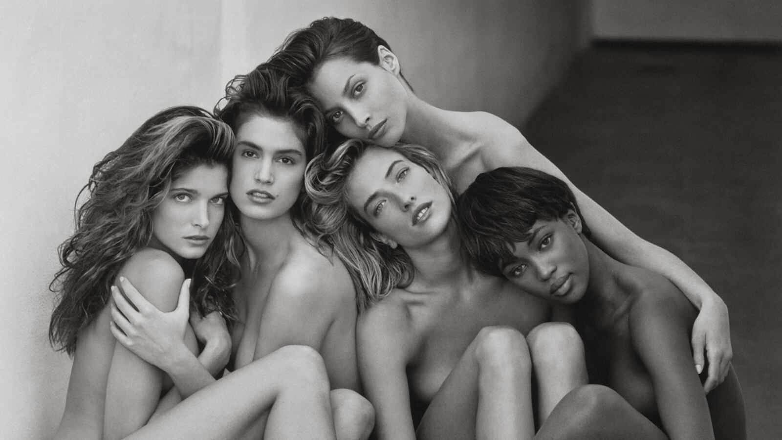articles/2012/04/03/herb-ritts-s-new-exhibition-l-a-style-brings-celebrities-into-natural-world/herb-ritts-getty-museum-teaser_mfrhcq