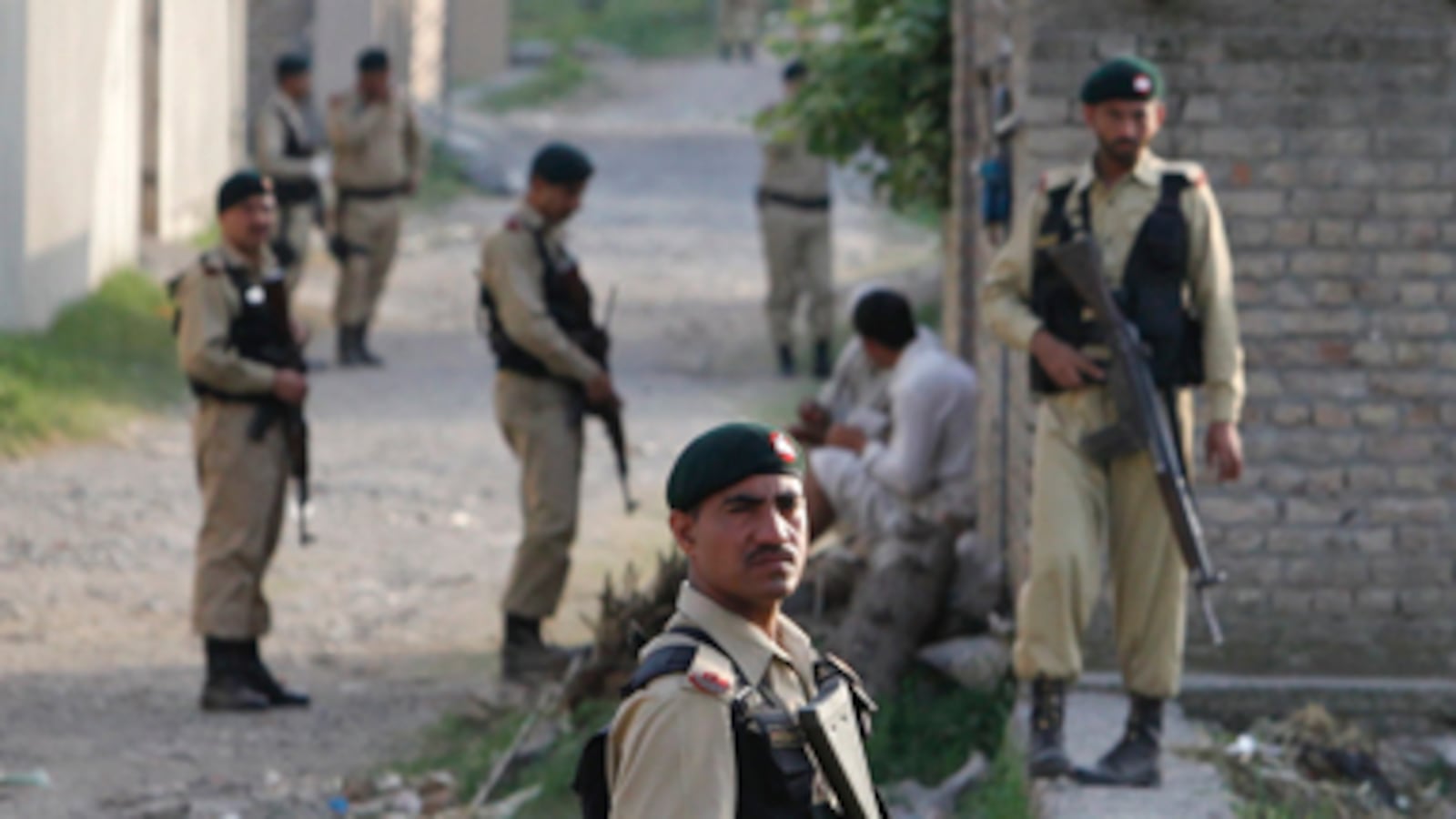 cheats/2011/05/06/pakistan-no-more-raids/pakistan-army_xogwrh