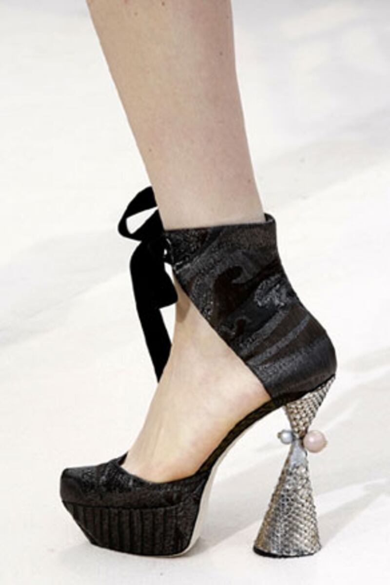 galleries/2009/08/19/shoe-trends/shoe-trends---statement-heels_ntcgg7