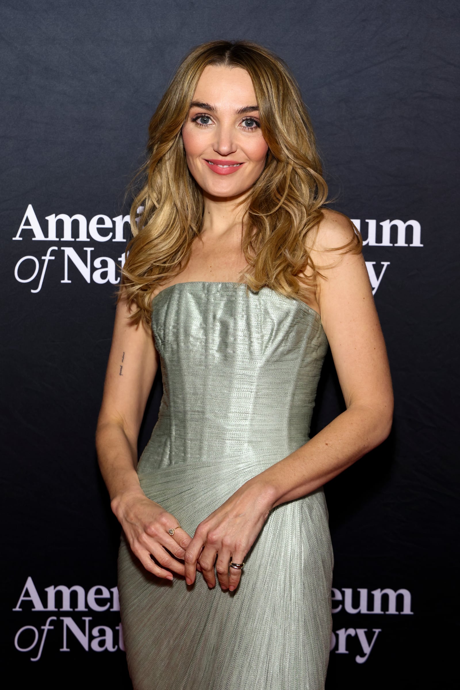 The 'Saturday Night Live' star poses at the American Museum of Natural History's Gala held on December 4, 2025.