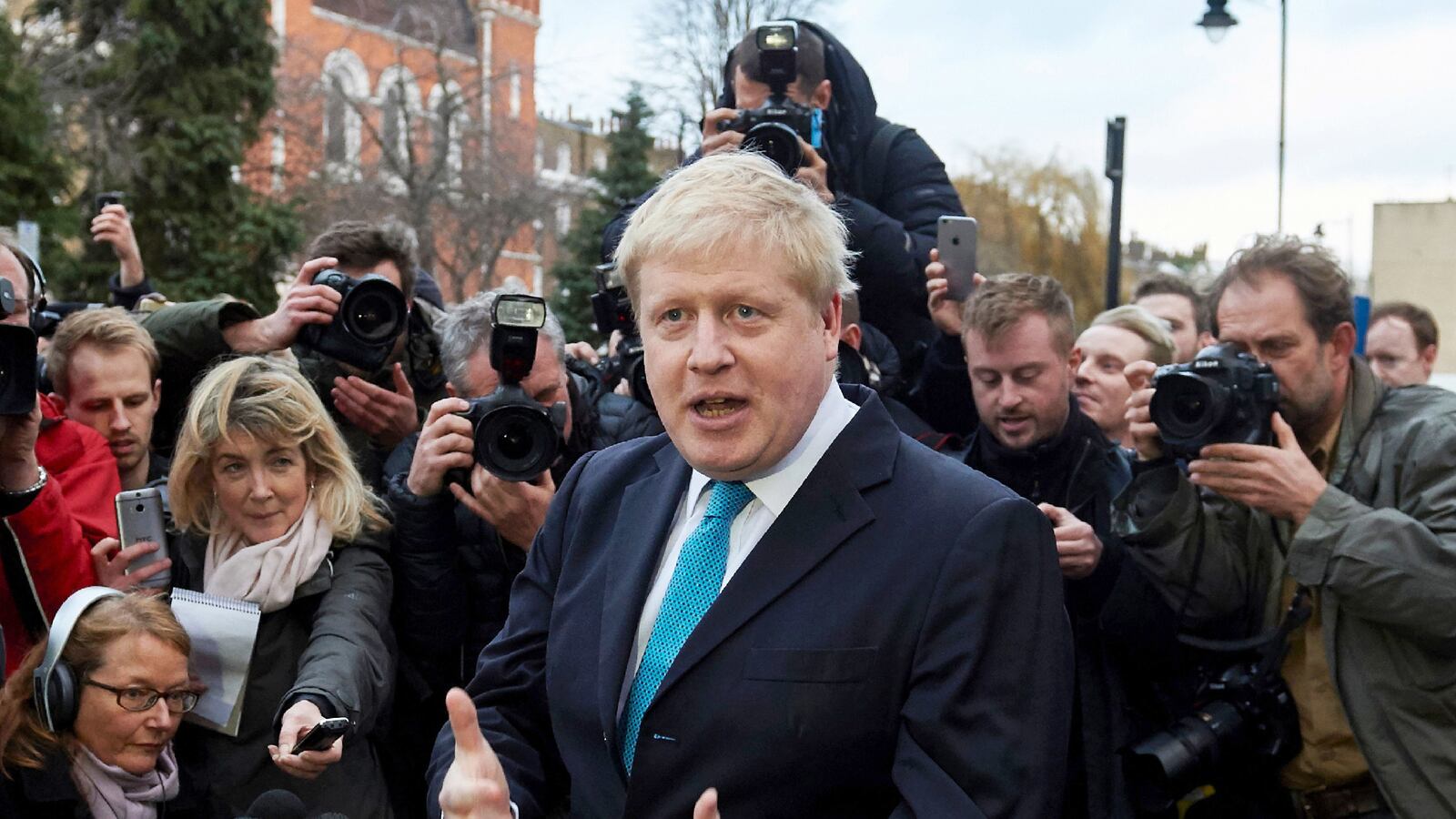 articles/2016/02/22/boris-v-dave-britain-s-savage-civil-war-on-europe/160222-hines-brexit-tease_j0j56g