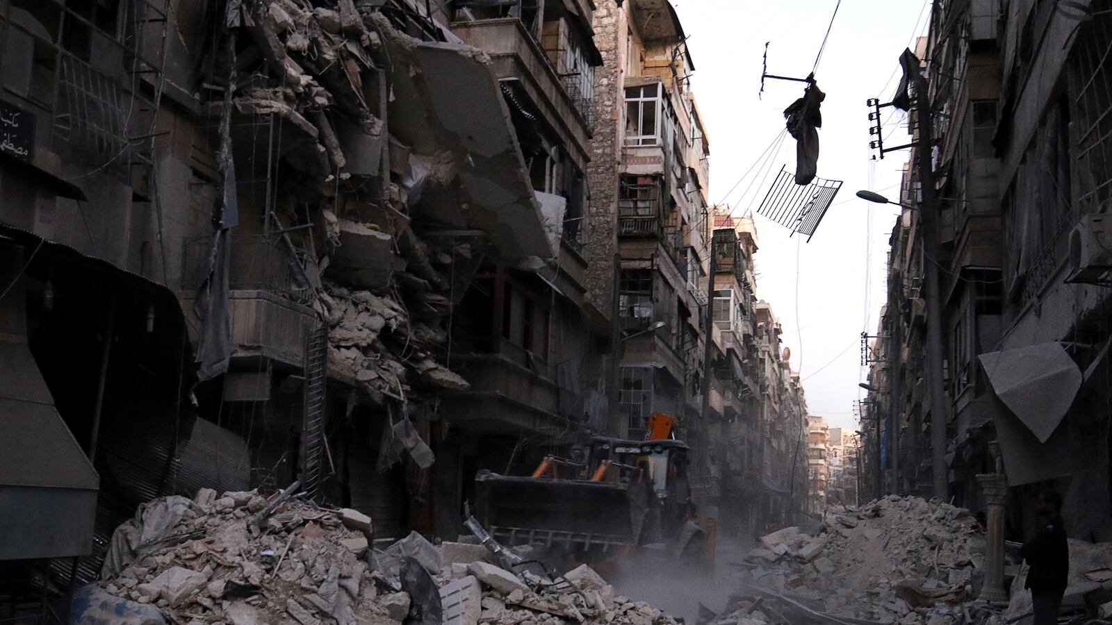 cheats/2016/09/27/u-s-announces-364m-in-syria-aid/160927-syria-aid-cheat_zdyi8f