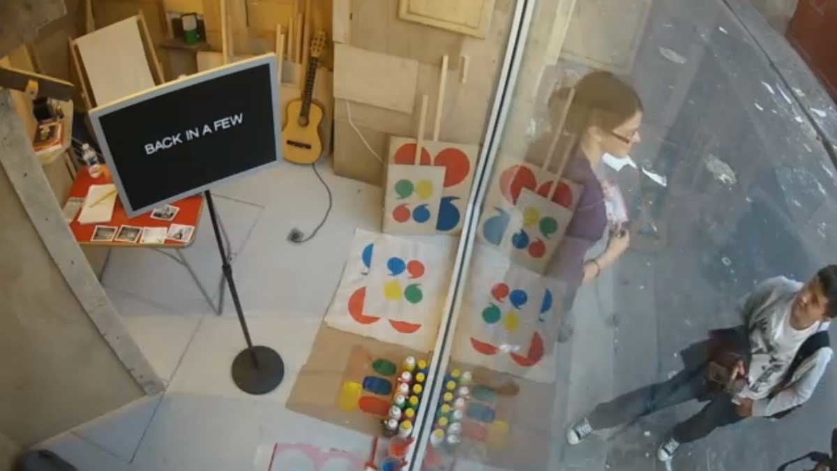 articles/2012/06/27/watch-band-of-outsiders-60-hour-fashion-show/band-of-outsiders-fashion-show-livestream-tease_fdeico