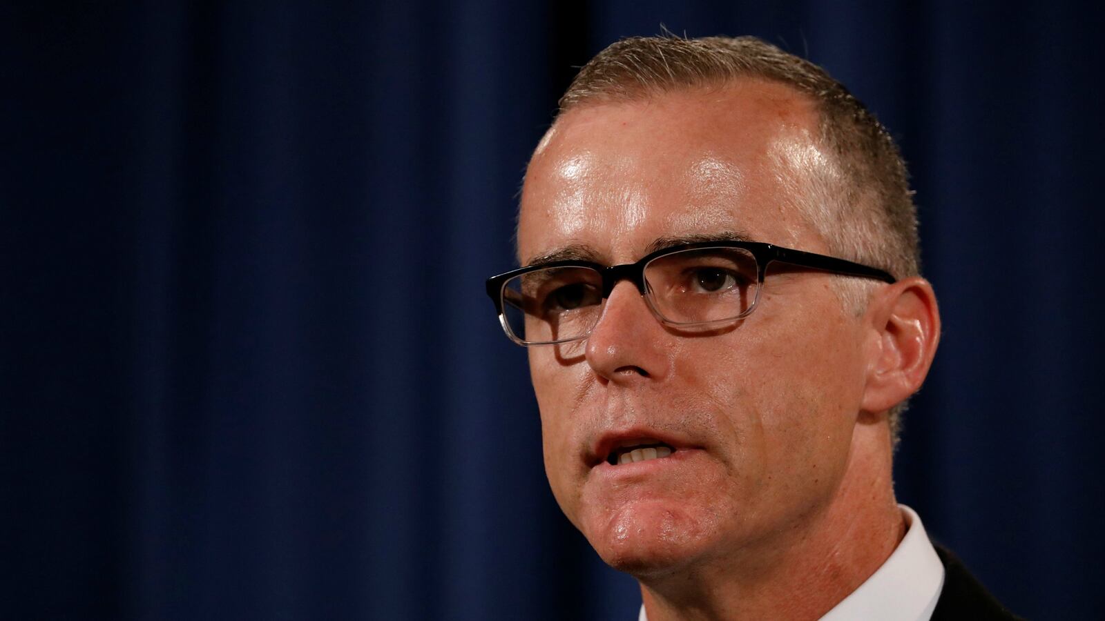 171223-fbi-dep-director-retiring-cheat_vf0vnt