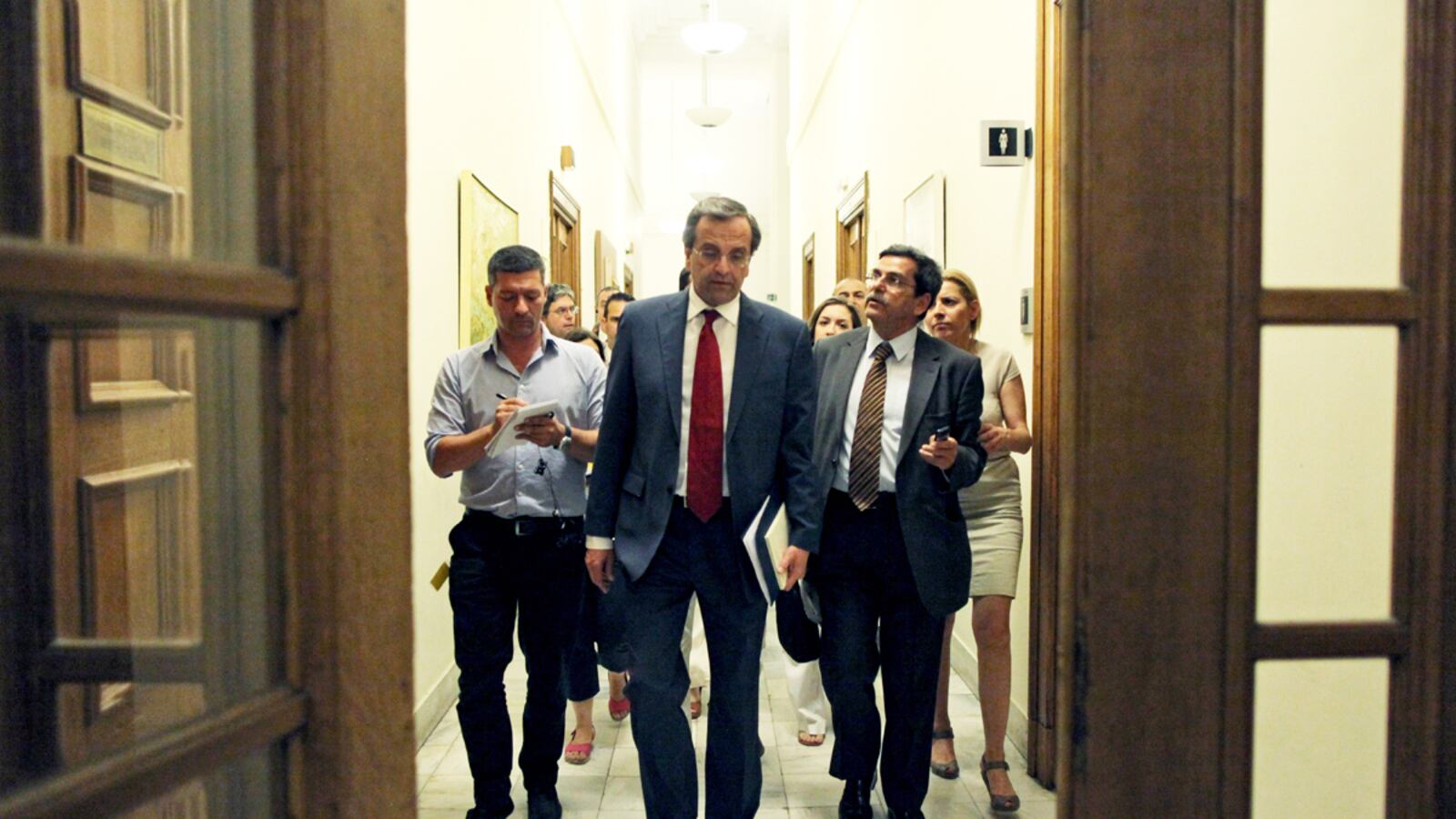 articles/2012/06/19/antonis-samaras-new-greek-prime-minister-and-predecessor-share-college-ties/greece-election-samaris-warren_xispcn