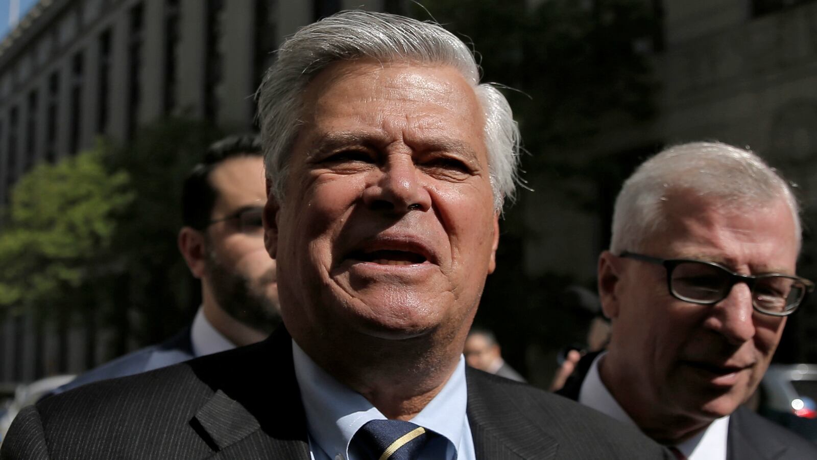 cheats/2016/05/12/ex-nys-sen-gets-5-years-corruption/160512-dean-skelos-cheat_iai5p1