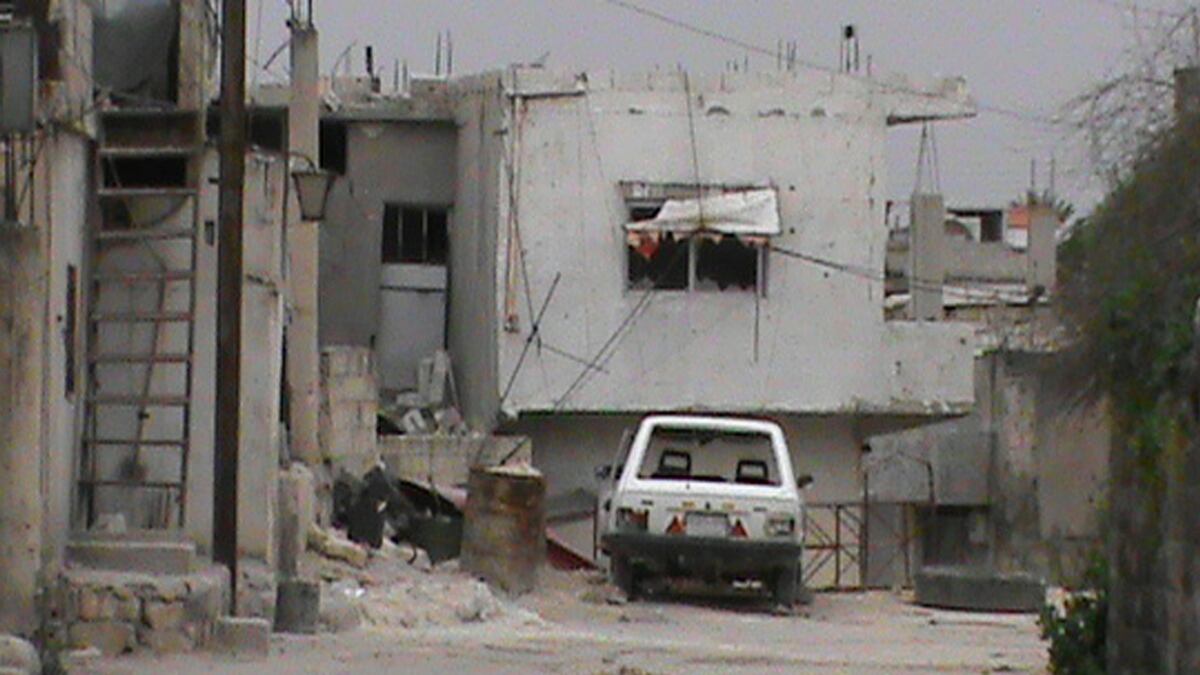 cheats/2012/04/25/damascus-suburbs-attacked/syria-violence-cheat_tepmil