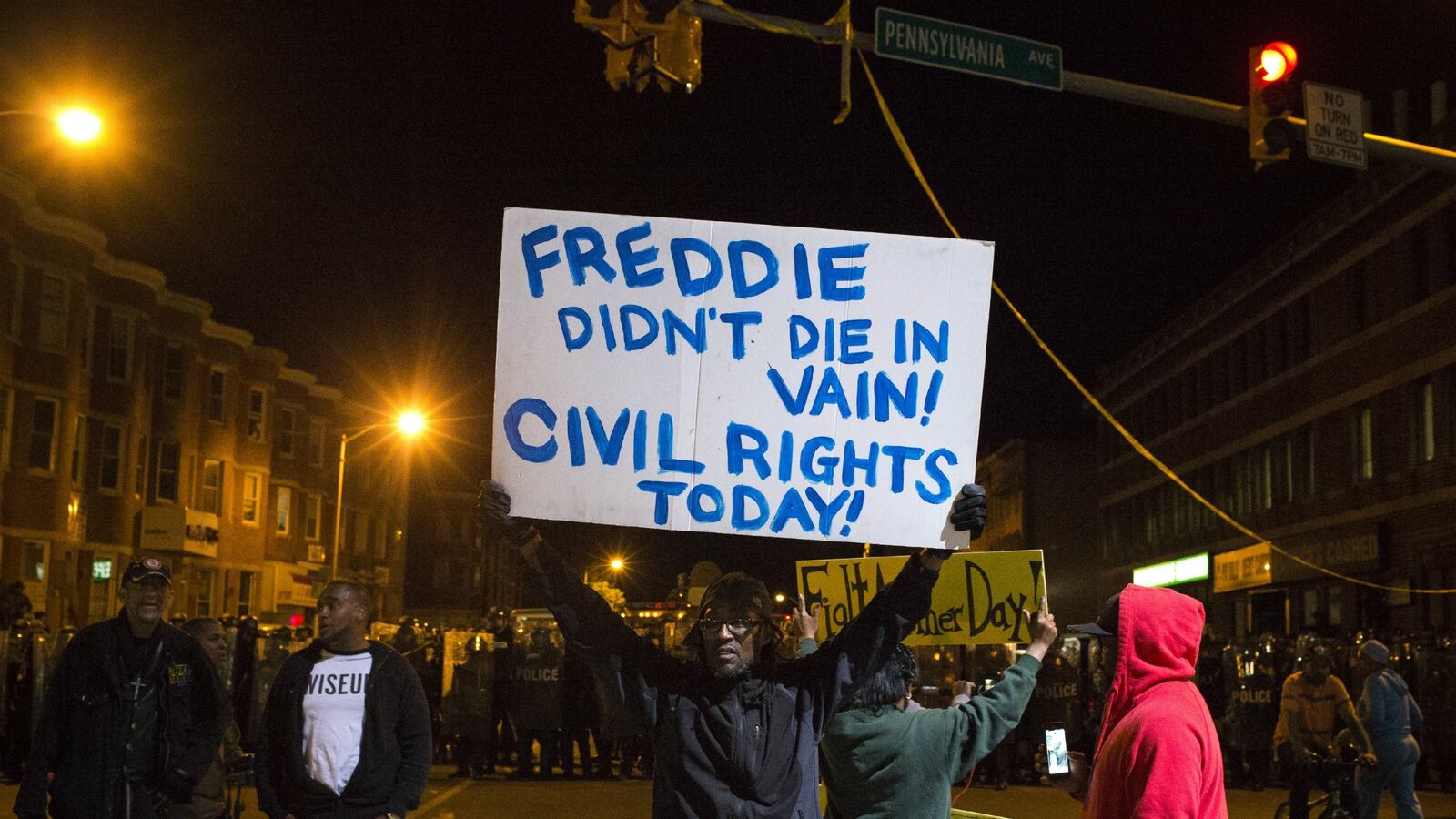 cheats/2015/04/30/data-shows-no-rise-in-police-killings/150430-freddie-gray-investigation-cheat_asathj