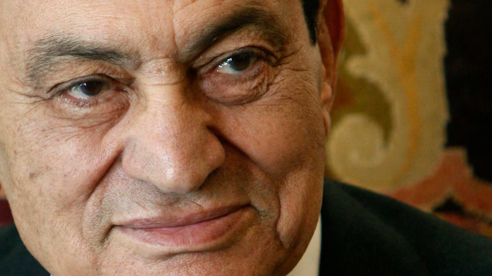 cheats/2011/08/02/heavy-security-to-guard-mubarak-trial/mubarak-trial-cheat_pdpwtn