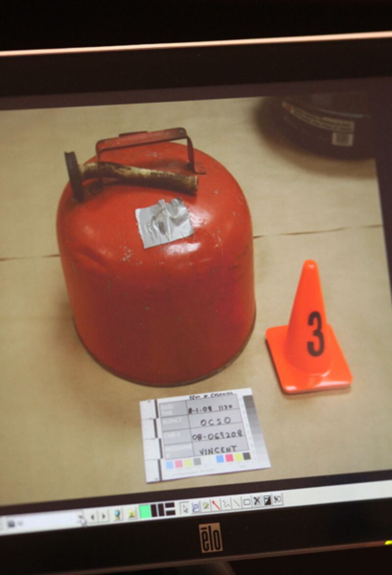 galleries/2011/07/05/casey-anthony-not-guilty-the-photo-evidence-from-her-murder-trial/casey-anthony-evidence-photos1_qozecc