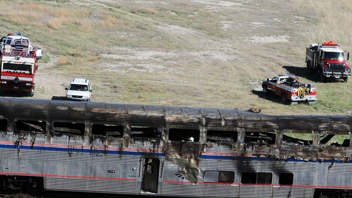 cheats/2011/06/26/amtrak-death-toll-rises-to-6/amtrak-train-crash-nevada-cheat_ukbpmy