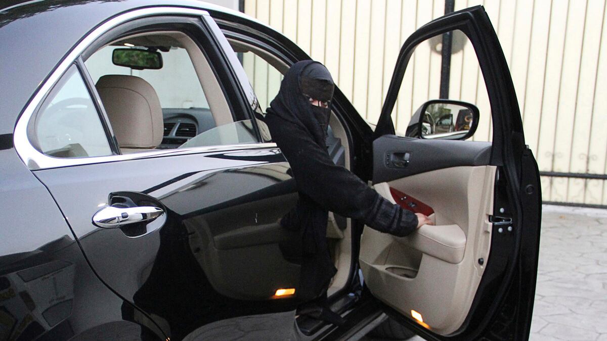 cheats/2011/09/27/saudi-woman-gets-10-lashes-for-driving/saudi-women-driving-sentenced-cheat_alm8cc