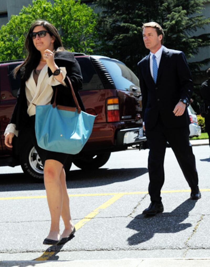 galleries/2012/05/02/cate-edwards-s-style-at-john-edwards-trial-photos/cate-edwards-fashion-6_uw30wm