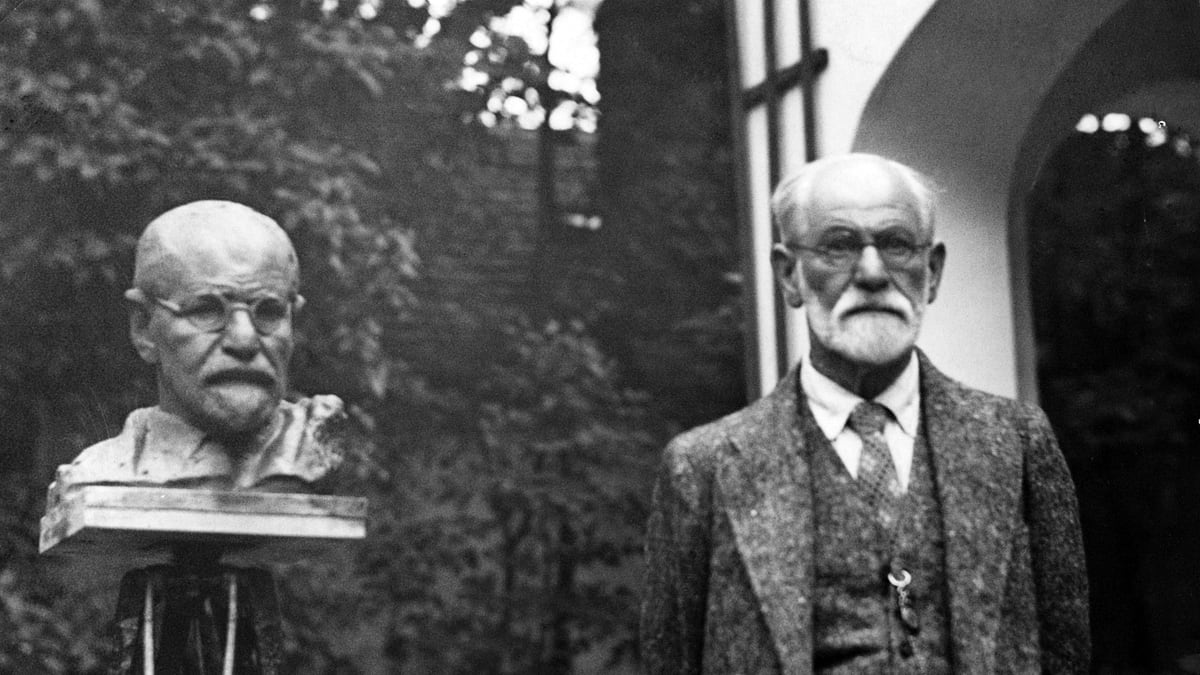 articles/2012/06/22/freud-gets-automated/stars-who-have-agoraphobia-freud_tcmobr