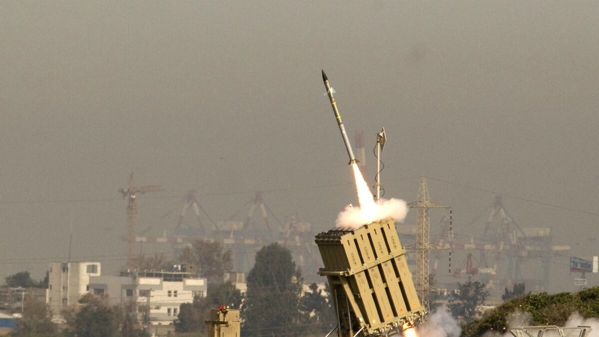 articles/2012/11/29/why-iron-dome-can-t-be-scaled-up/iron-dome_n2xy5d