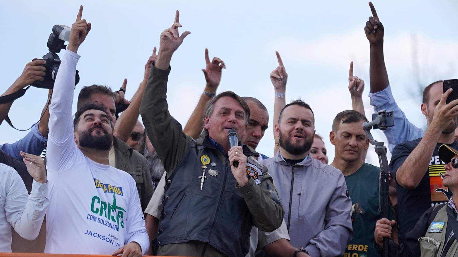 2021-06-12T185121Z_1116129694_RC25ZN9IX1FW_RTRMADP_3_BRAZIL-POLITICS-BOLSONARO_r0vc1k