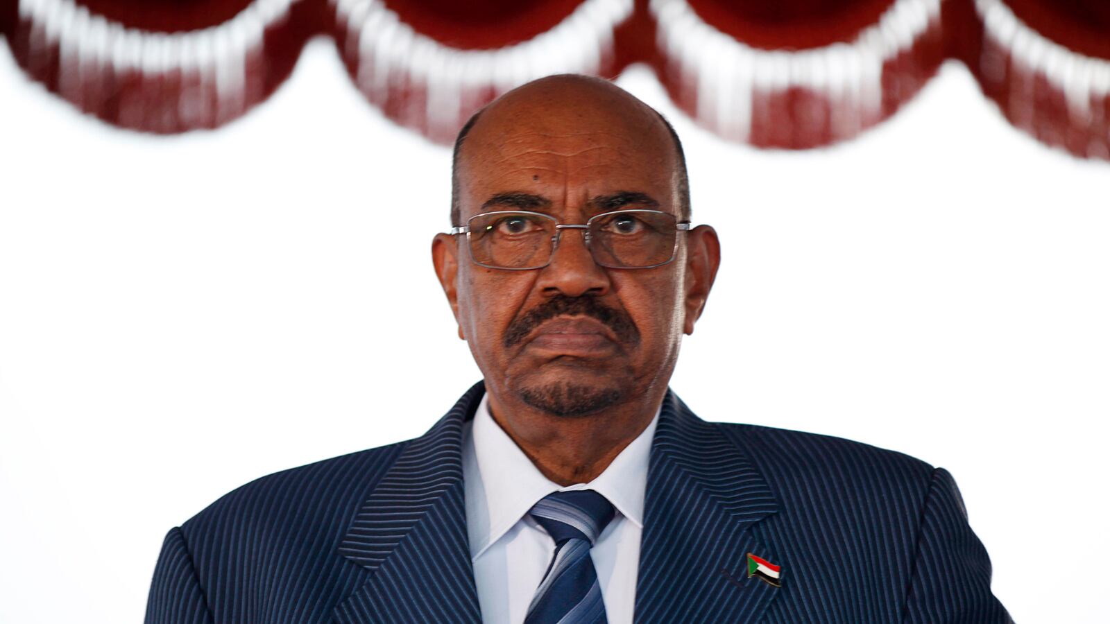 articles/2013/09/20/obama-pushed-to-deny-visa-or-arrest-sudan-s-genocidal-president-at-un/130920-sudan-rogin-tease_hpg3ek