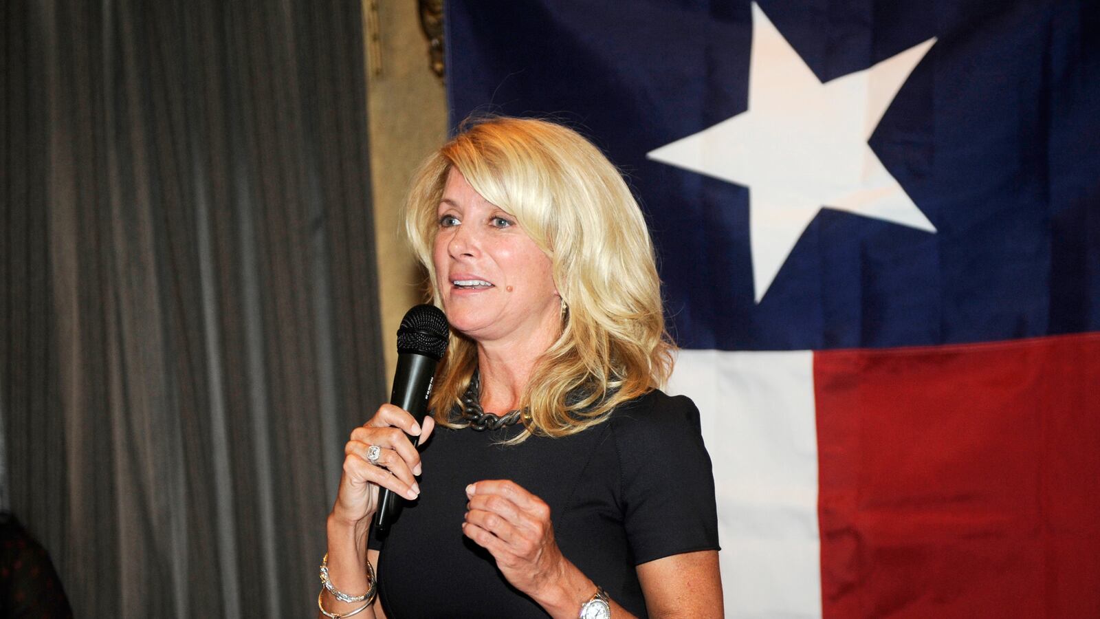 articles/2013/08/08/on-abortion-wendy-davis-doesn-t-know-what-she-s-talking-about/130808-wendy-davis-powers-tease_ecepp7