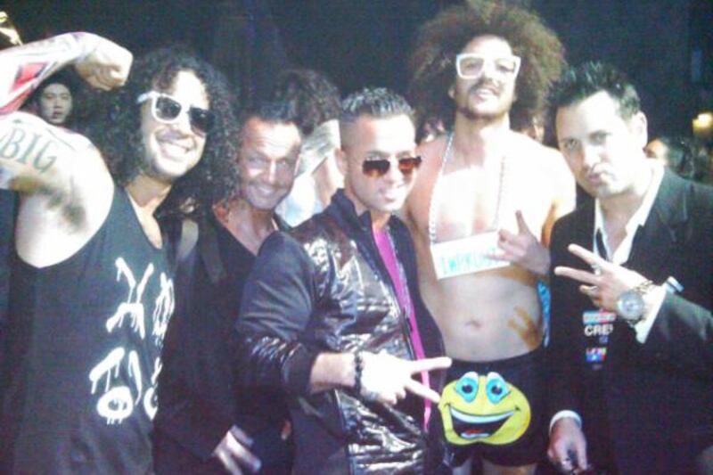 galleries/2011/11/22/celebrity-twitter-photos/twitpics-the-situation_g8eito