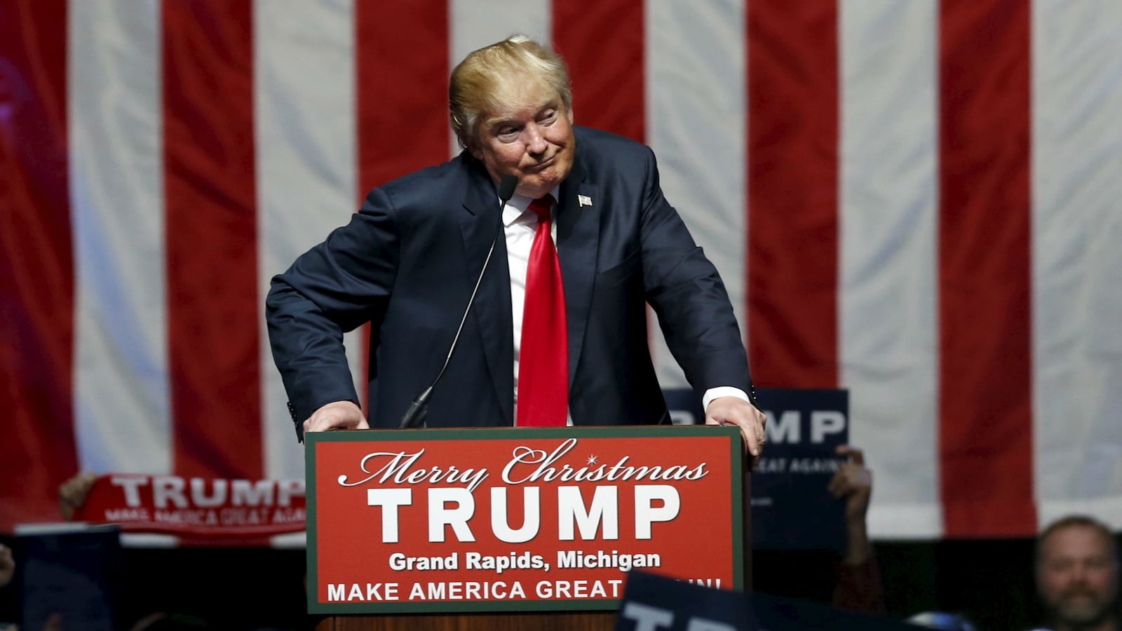 cheats/2015/12/21/trump-hillary-got-schlonged-by-obama/151221-trump-hillary-got-schlonged-cheat_uwmxsv