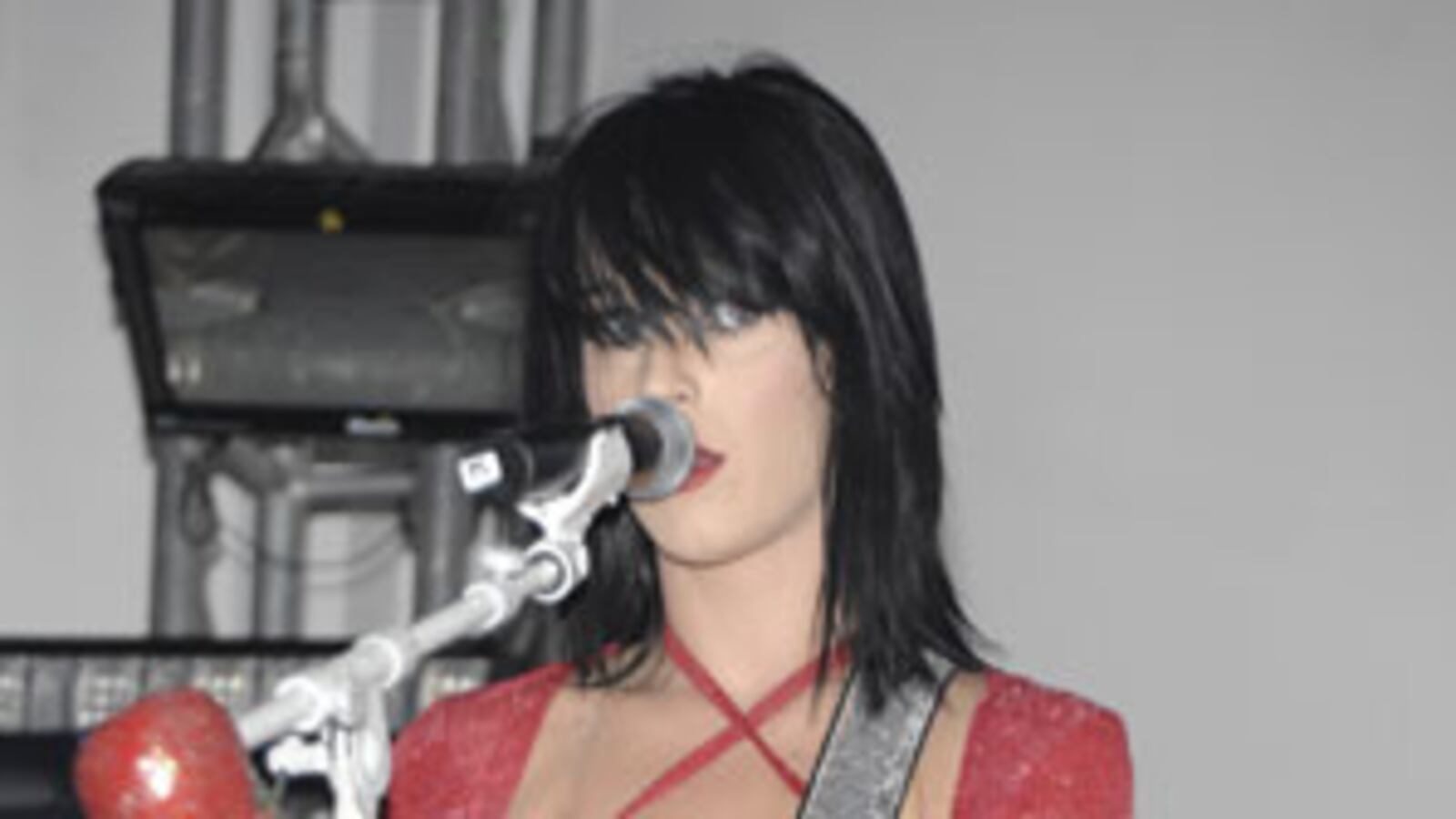 cheats/2010/01/10/katy-perry-hints-at-pregnancy/katy-perry-hints-at-pregnancy_hbwv8v