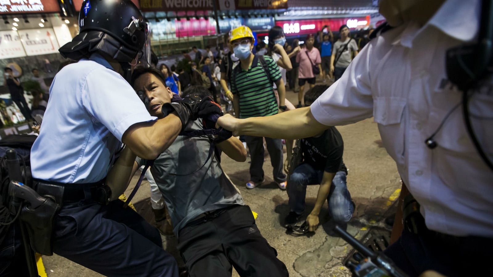 cheats/2014/11/25/student-leaders-arrested-in-hong-kong-clashes/141125-hong-kong-arrests-cheat_rcztzq
