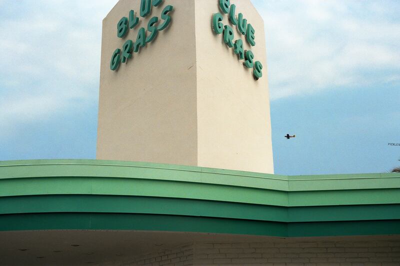 galleries/2016/11/03/the-best-of-photographer-william-eggleston/1611001-Jones-William-Eggleston-GAL-05_pexzhn