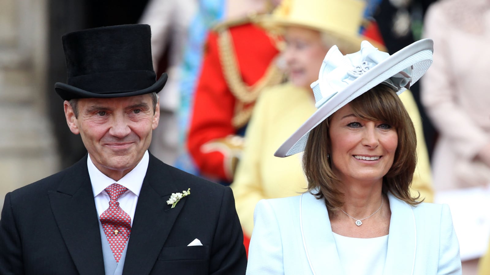 articles/2014/08/25/carole-middleton-s-cousin-says-kate-s-mom-is-now-grander-than-the-queen/party-pieces_cdvp3s
