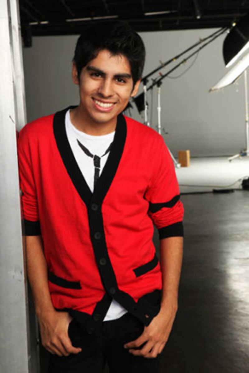 galleries/2010/02/22/idol-s-12-final-men/idol-men---munoz_dgquma