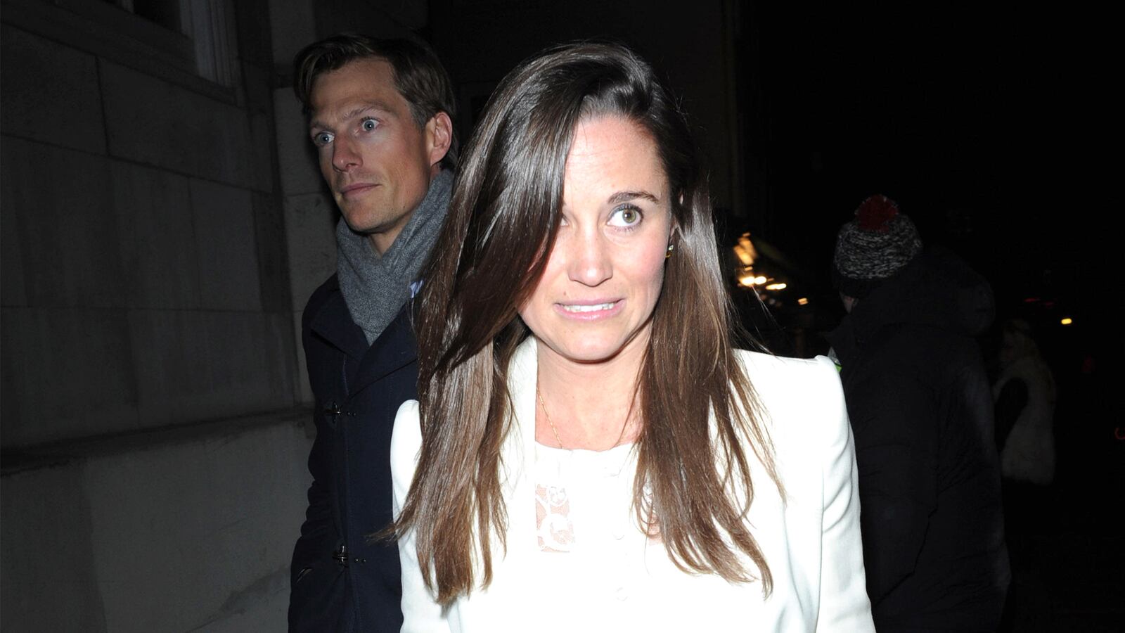 articles/2016/09/24/3000-private-images-hawked-as-pippa-middleton-s-icloud-is-hacked/160113-sykes-pippa-middleton-tease_w2vab8