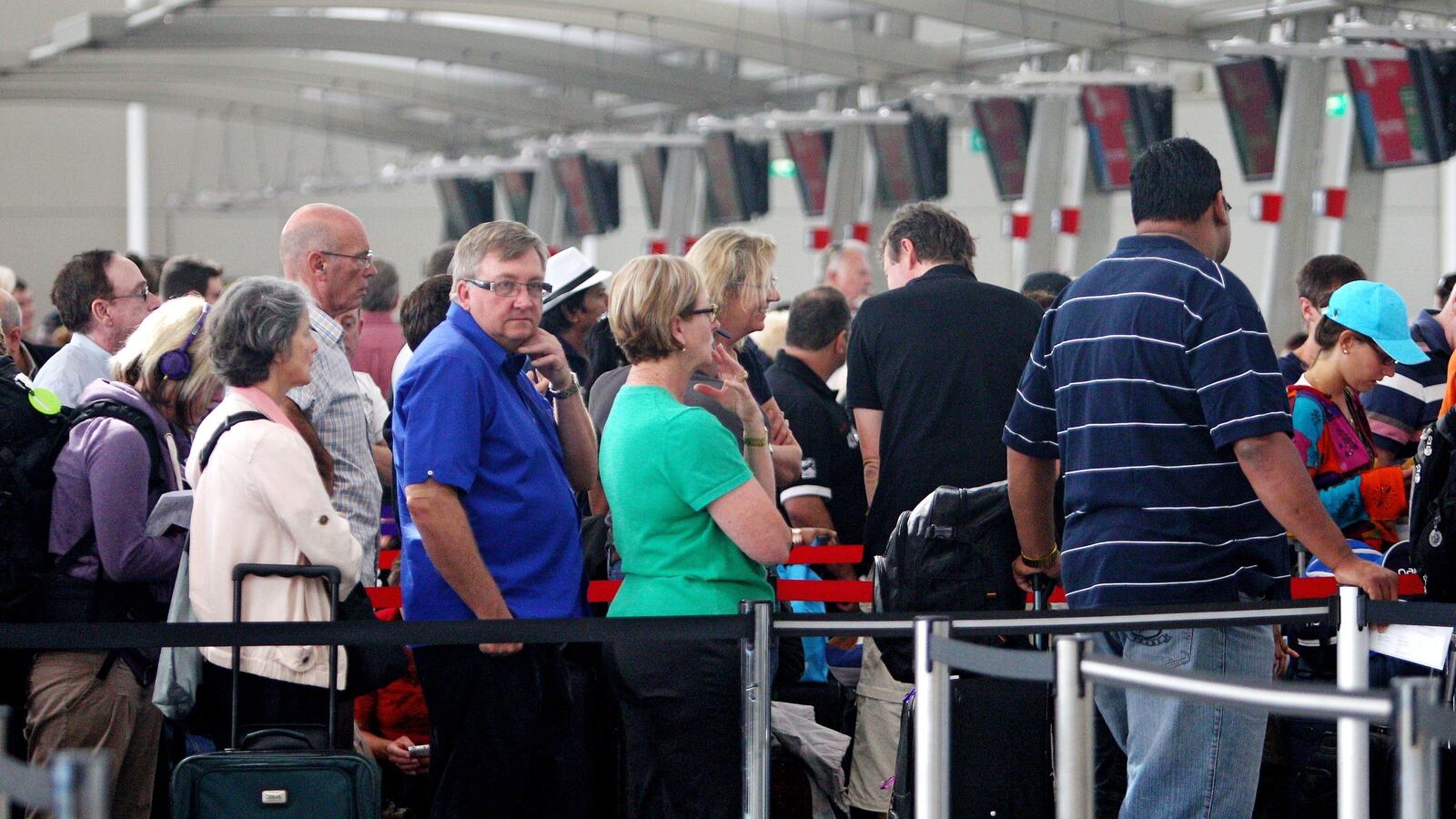 articles/2012/01/09/when-occupiers-sit-in-first-class/airport-line_y7iylf