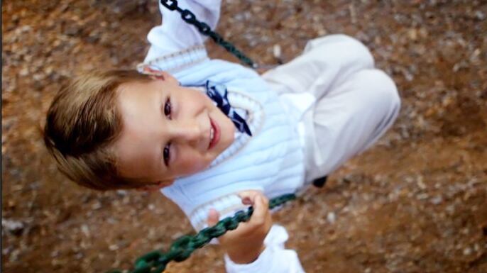 articles/2016/02/20/why-i-embraced-my-trans-child-s-trolls/160219-ryland-trans-tease_segwg2