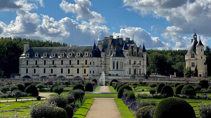 211105-Loire-france-travel-tease-01_gwci5b