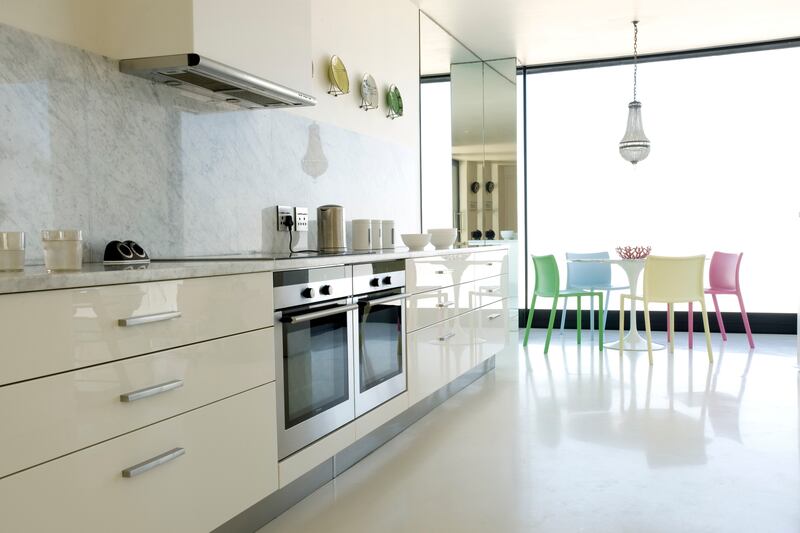 galleries/2013/03/29/omg-i-want-this-house-south-africa-photos/130329-omg-house-south-africa3_xx4bkw