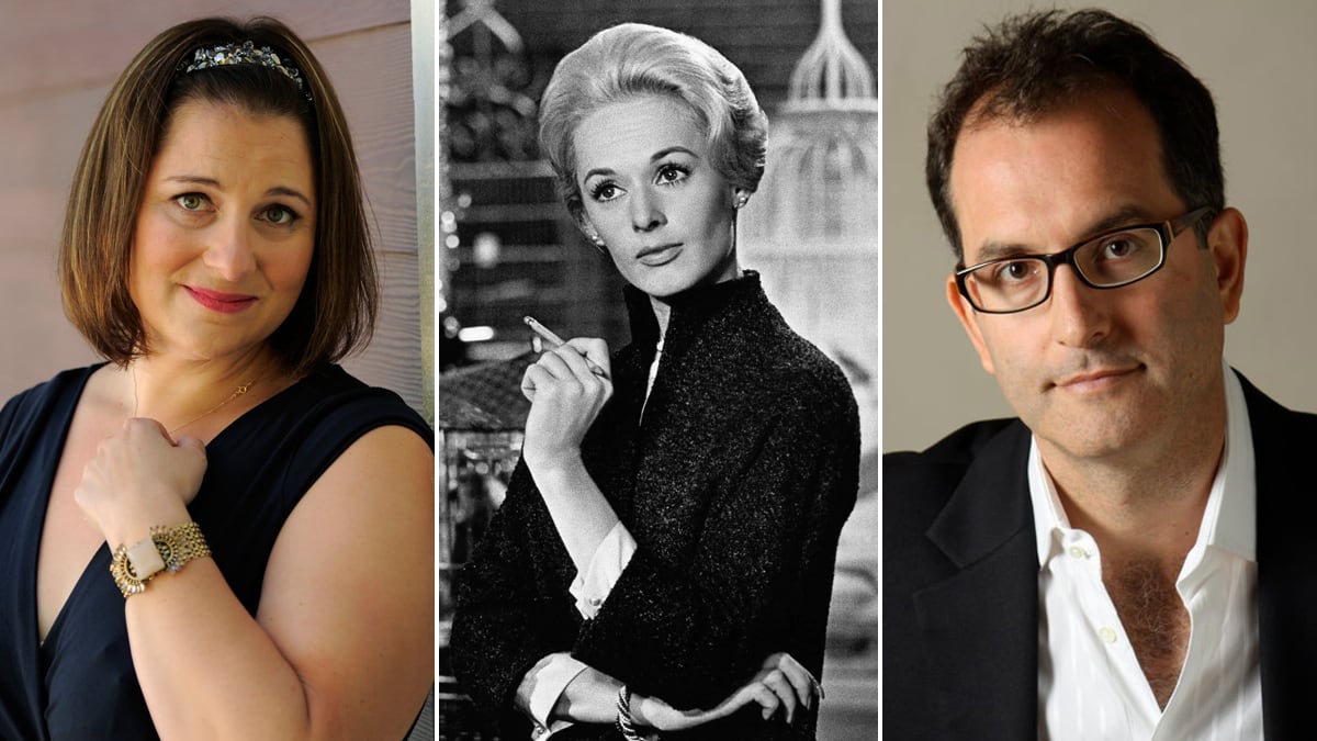 articles/2012/10/13/sex-and-the-twitter-girl/sex-twitter-girl-ellison-tease_tl0ixr