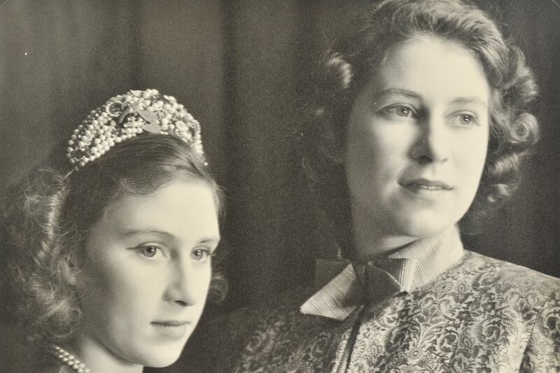 articles/2013/12/03/amazing-pictures-of-future-queen-cross-dressing-in-teenage-pantomime-role-go-on-sale/royal-panto1_n512j7